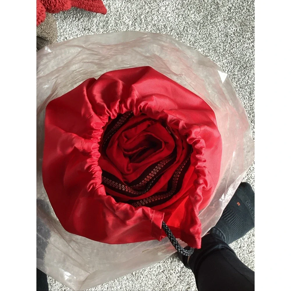 NEW VTG Marlboro Unlimited Red Sleeping Bag 88848 RECTANGULAR 1 Person